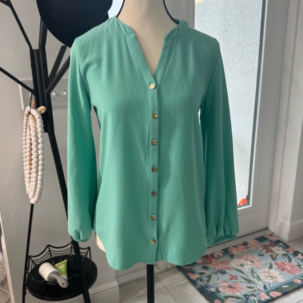 Elegant Mint Button-Down Shirt - image 1
